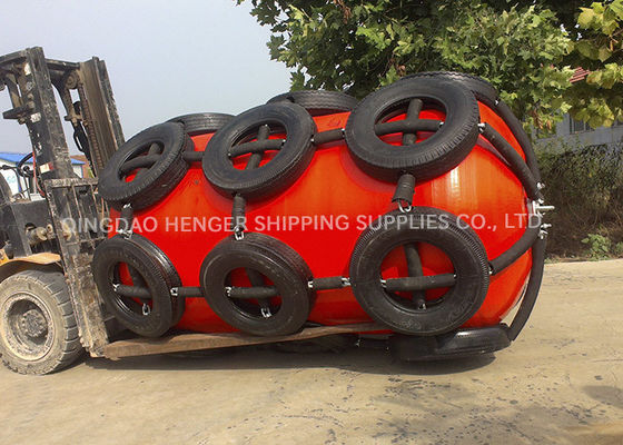 Qualidade Custom Manufacturing Foam Filled Fender with 12 Months Shelf Life and 1 M~12 M Length for Marine Applications fábrica