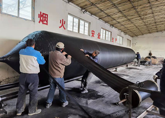 Qualidade ISO 14409:2011 Airbag certificado para lançamento de navios com duração de 6-10 anos e faixa de diâmetro de 0,8 m a 3,0 m para aplicações marítimas fábrica