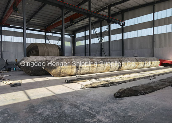 Qualidade Airbag de borracha marinha pesada com 4-12 camadas e tecnologia de entrelaçamento cruzado para 20% maior capacidade de carga fábrica